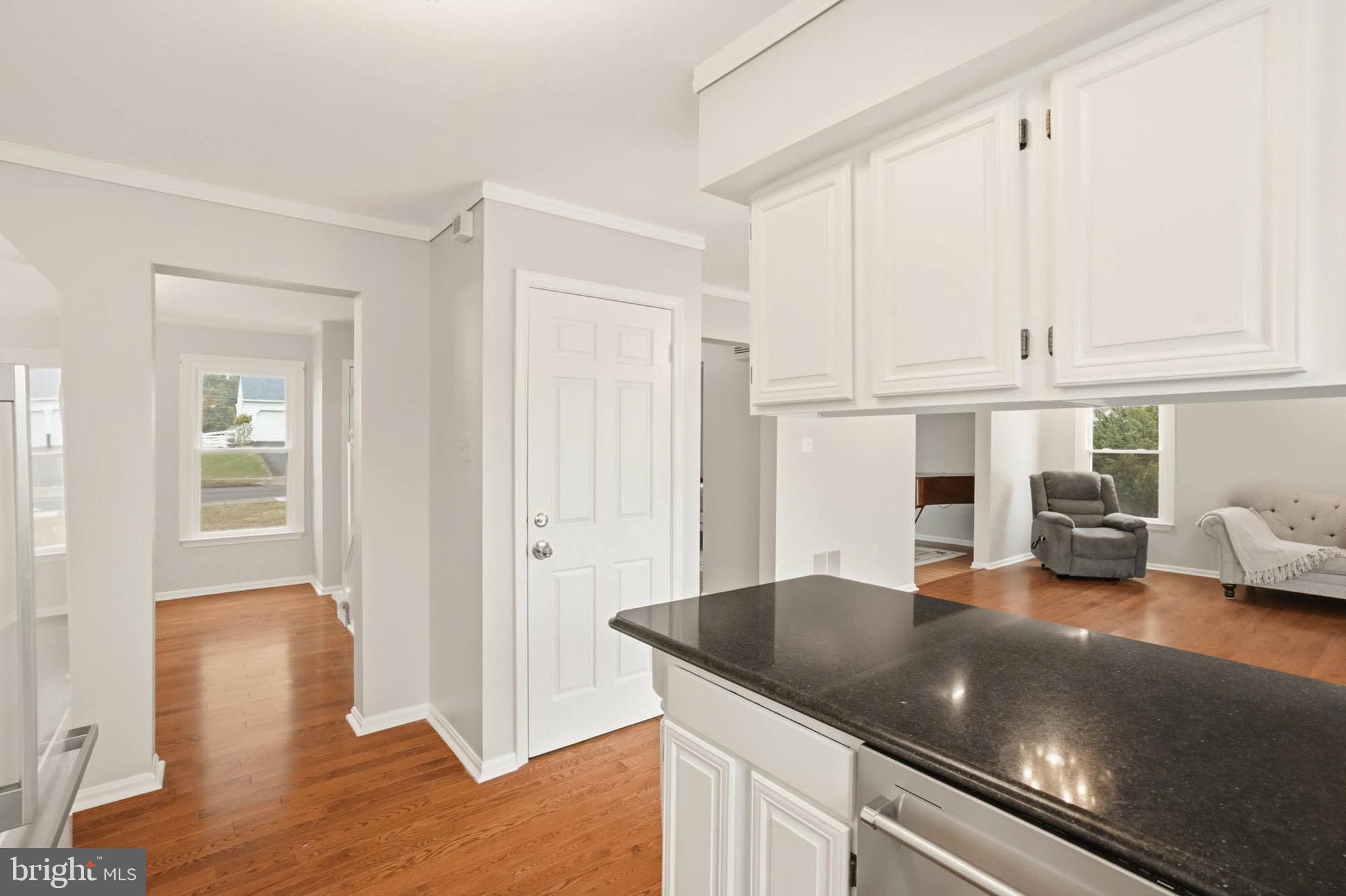 10218 RALEIGH TAVERN LANE