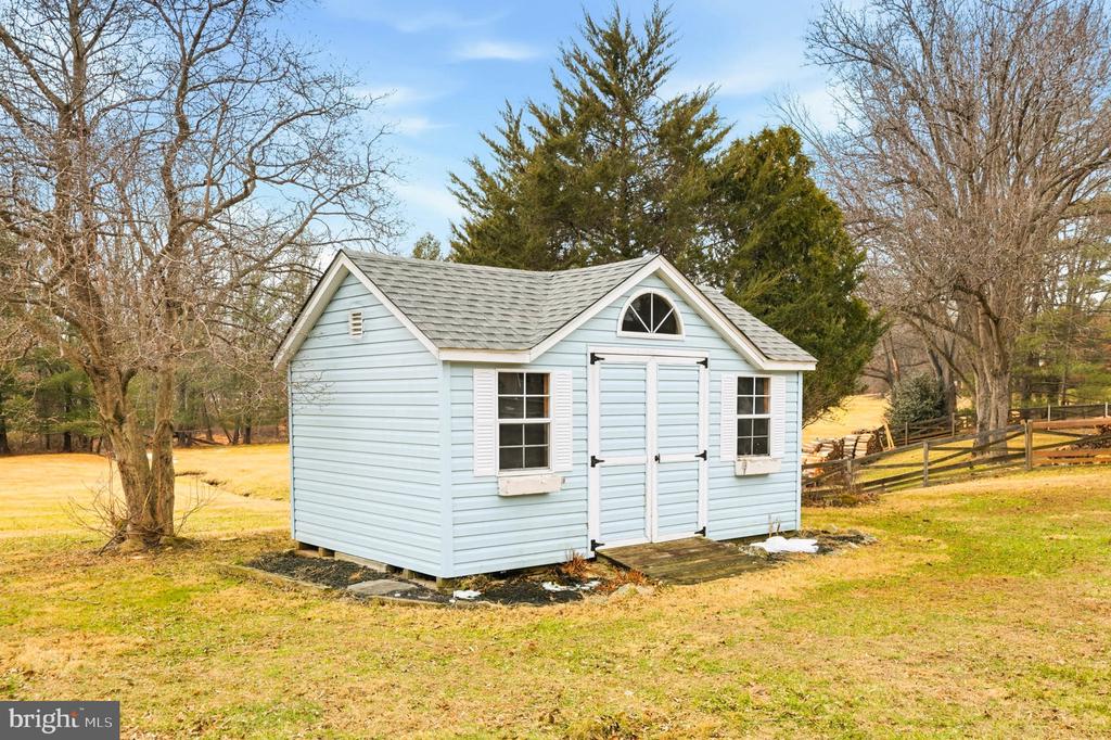 10218 RALEIGH TAVERN LANE