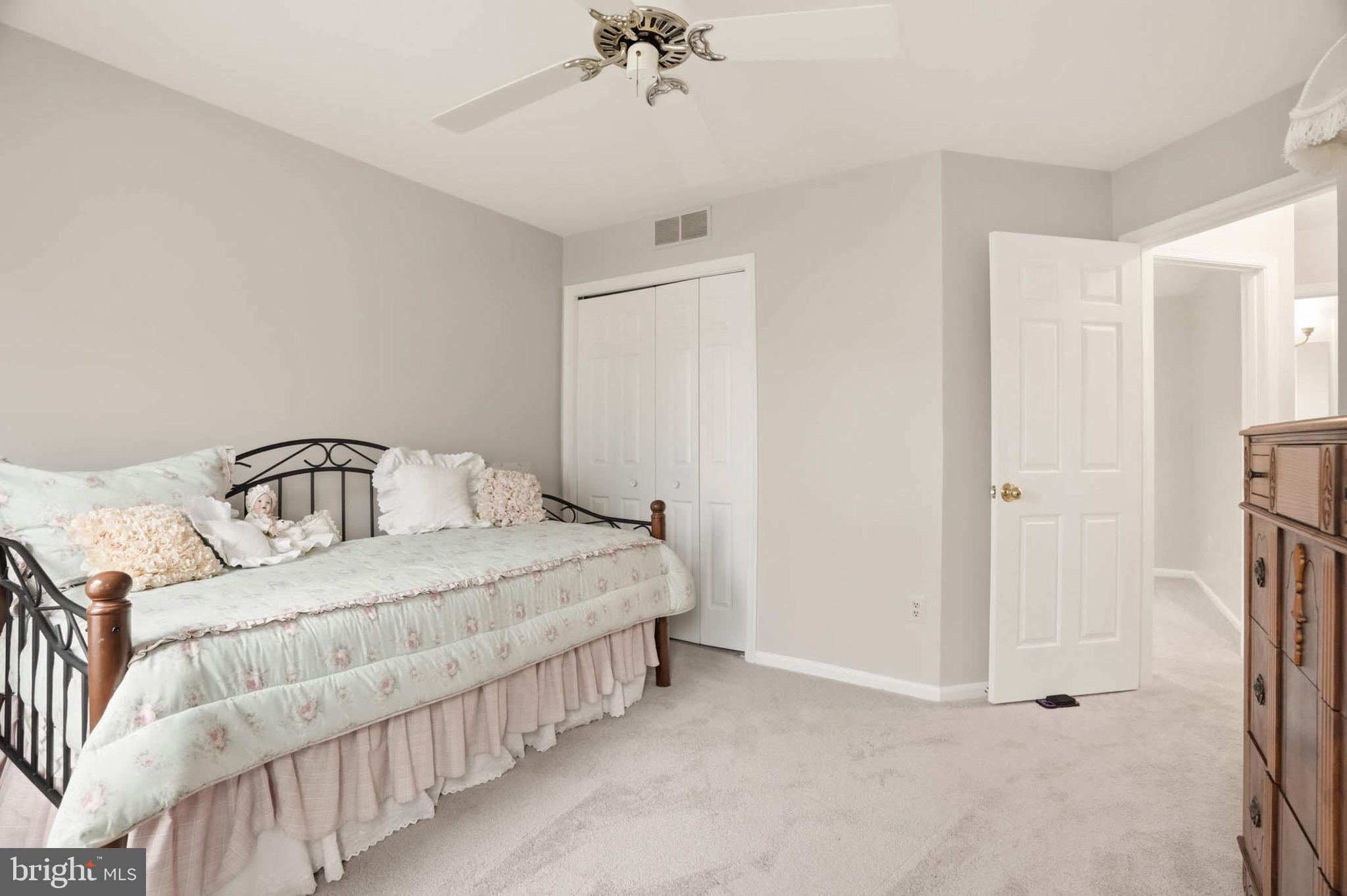 10218 RALEIGH TAVERN LANE