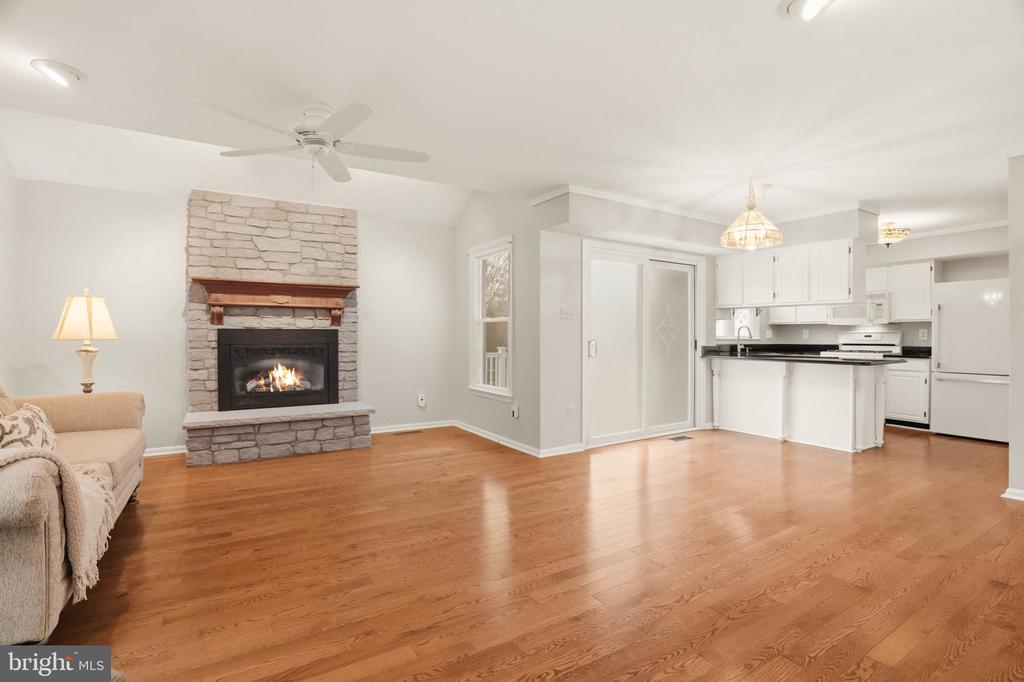 10218 RALEIGH TAVERN LANE
