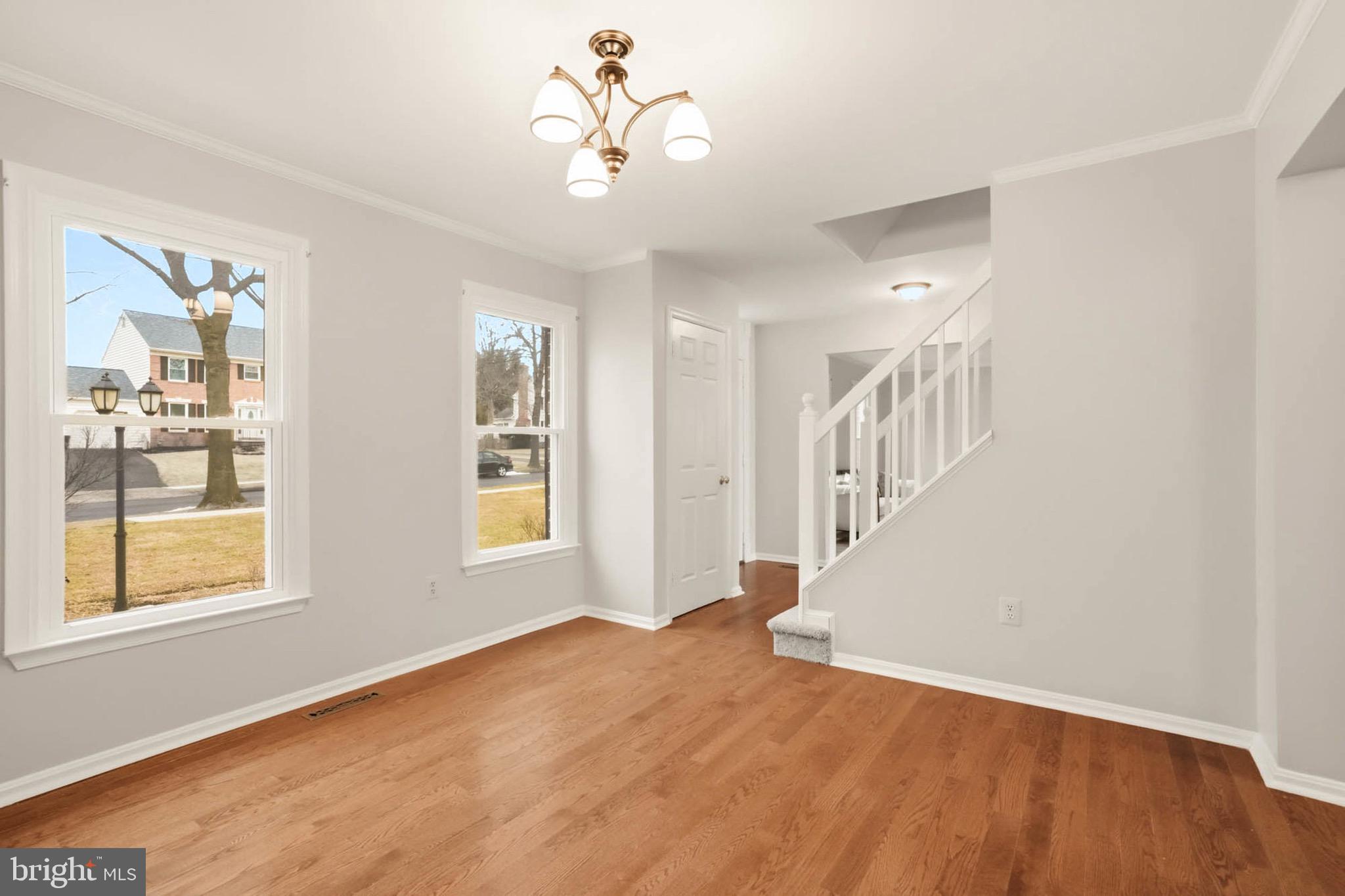 10218 RALEIGH TAVERN LANE