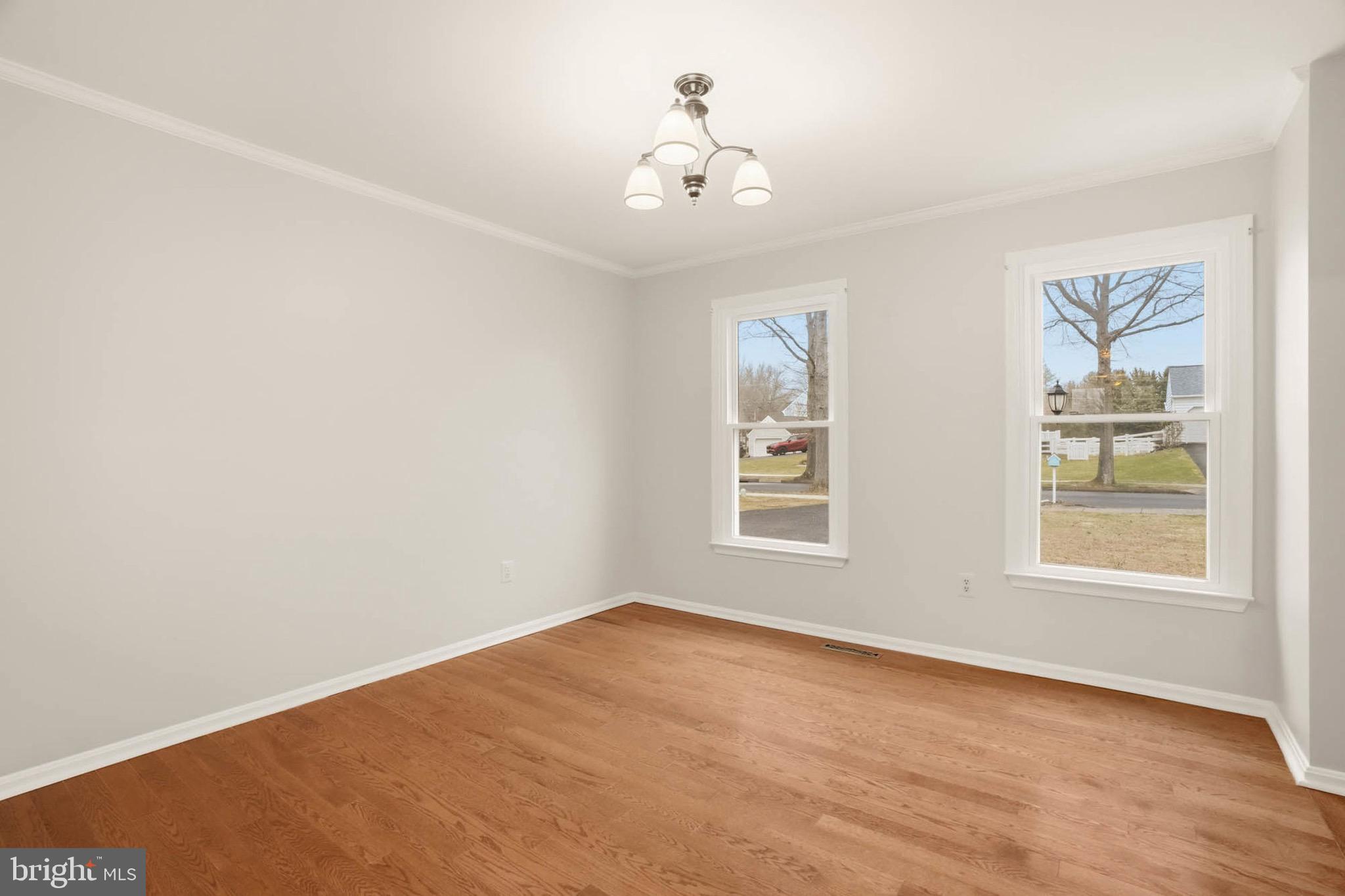 10218 RALEIGH TAVERN LANE