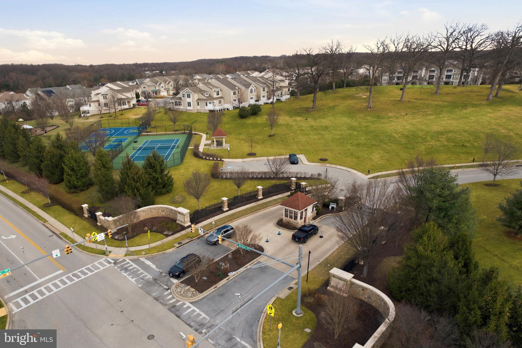 8704 TIMBER OAK LANE