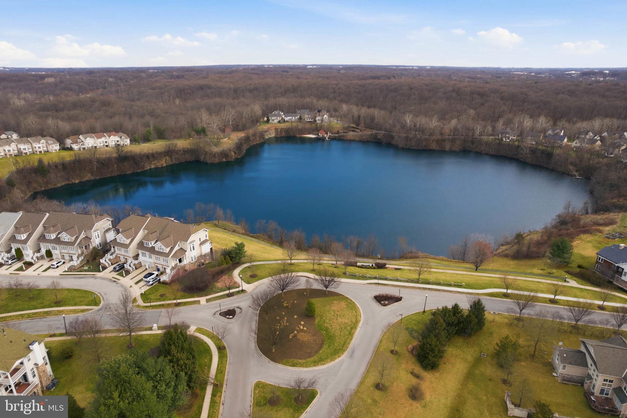 8704 TIMBER OAK LANE