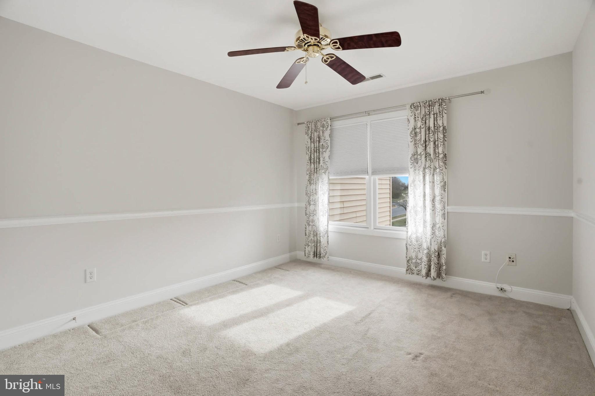 8704 TIMBER OAK LANE