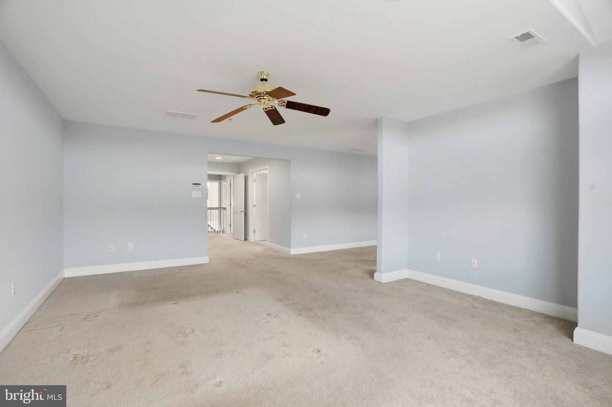 8704 TIMBER OAK LANE