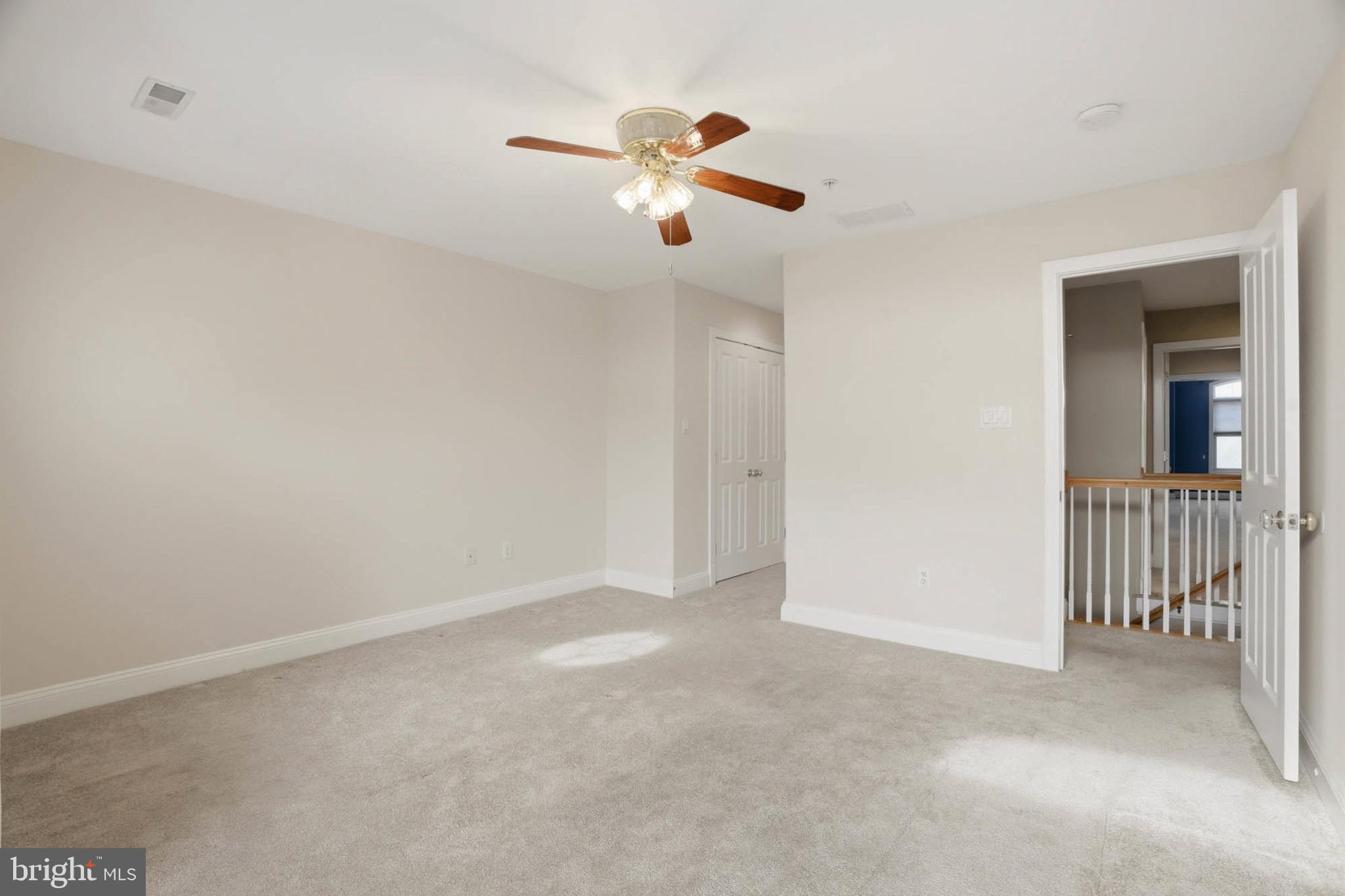 8704 TIMBER OAK LANE