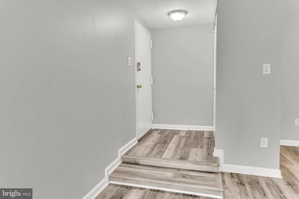 405 CHRISTOPHER AVE #22