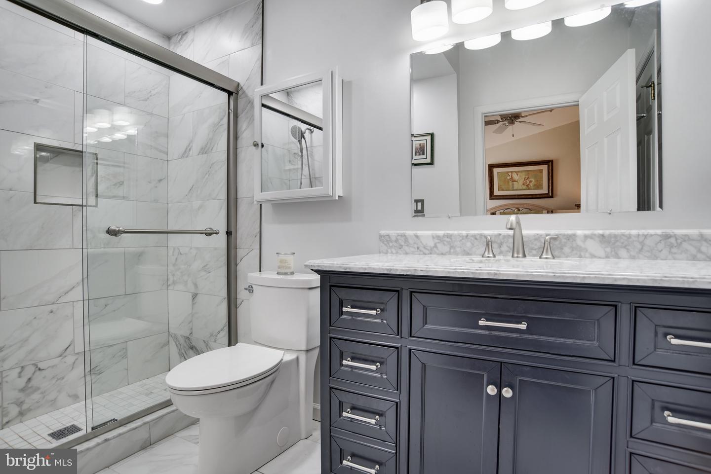 13905 King George #353