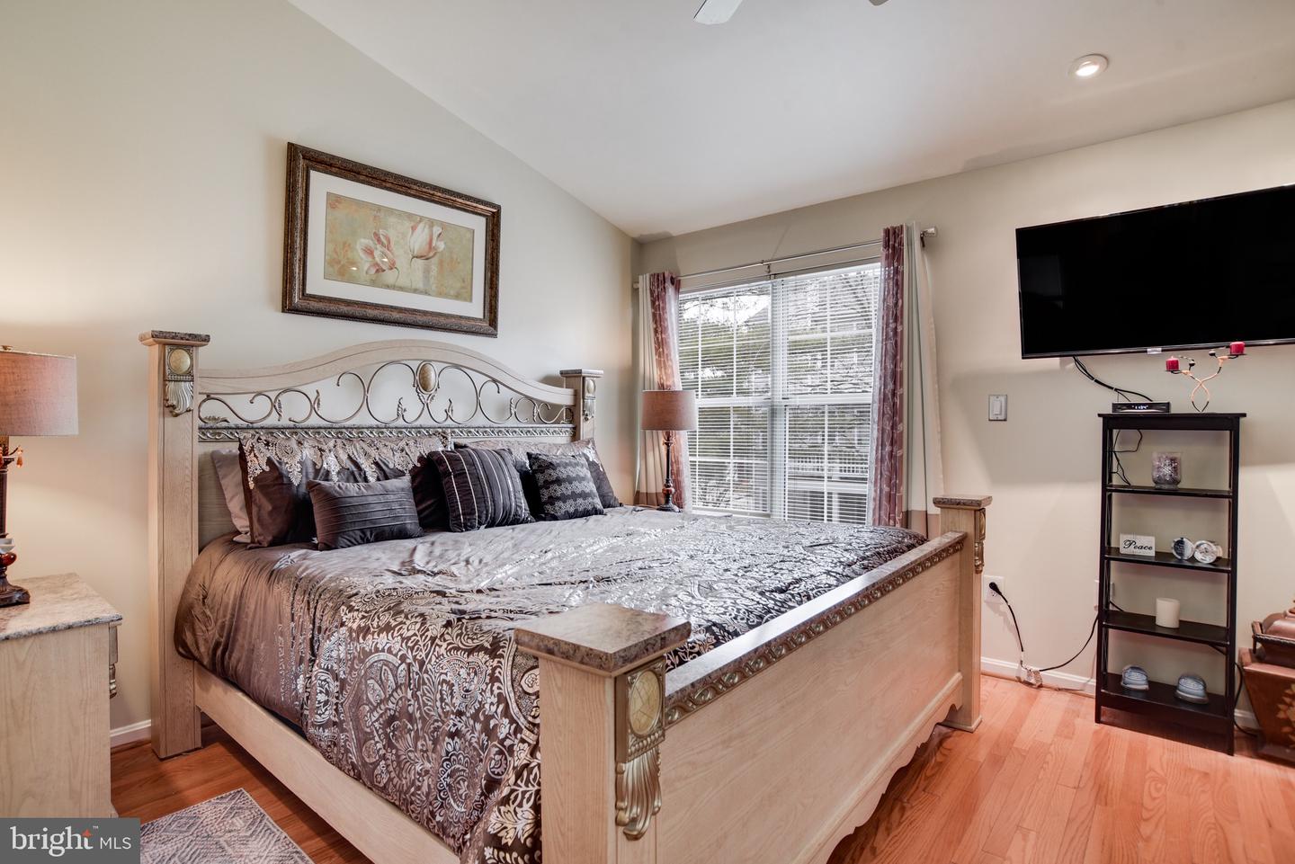 13905 King George #353