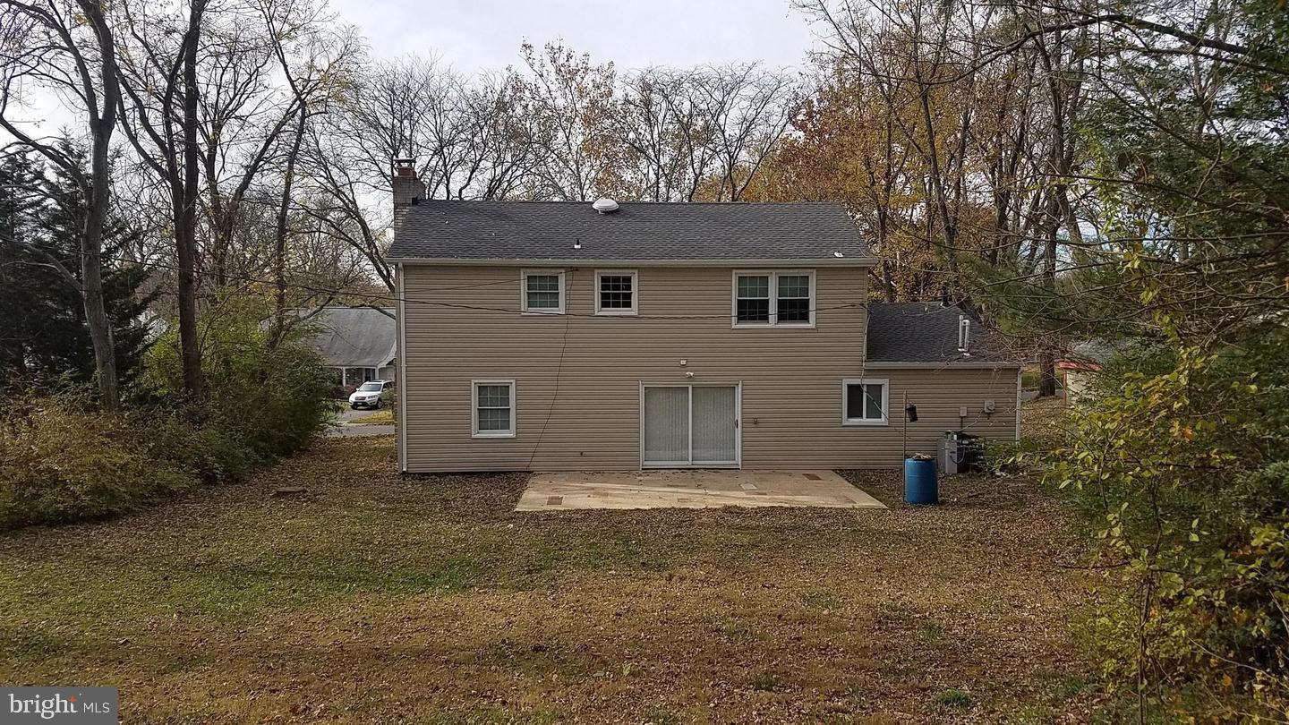 2803 Farris Ln