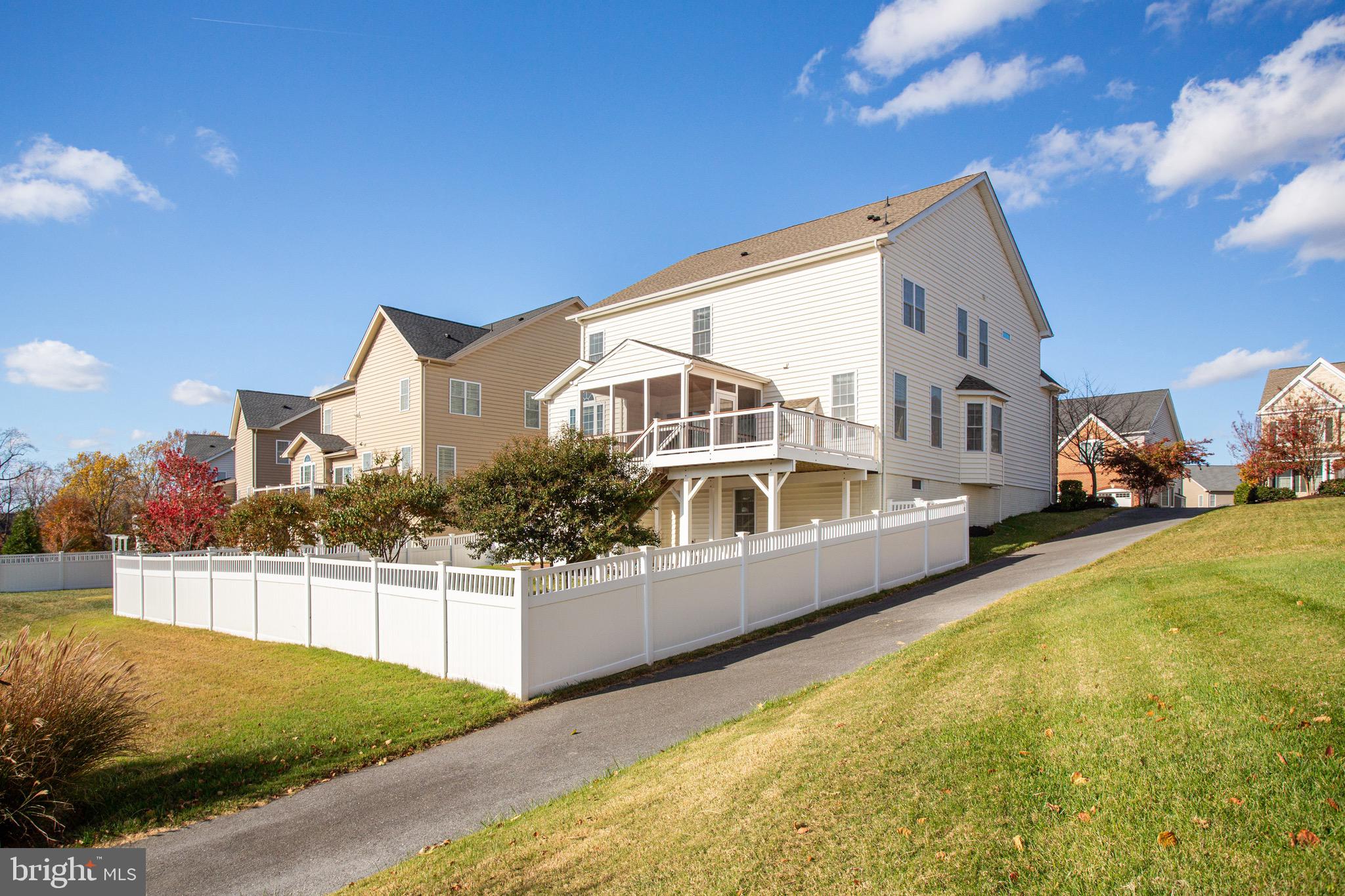 11011 Flying Change Ct