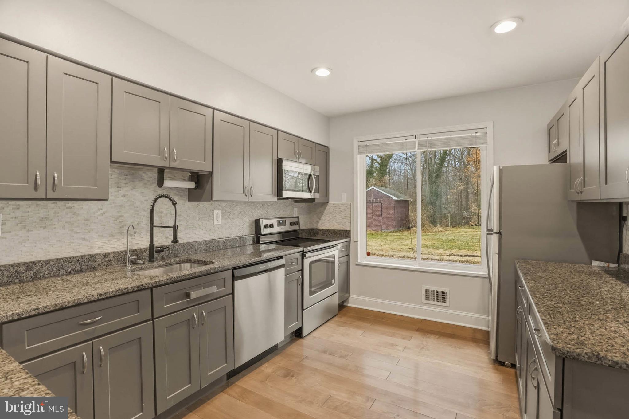 13501 HARRISON AVENUE