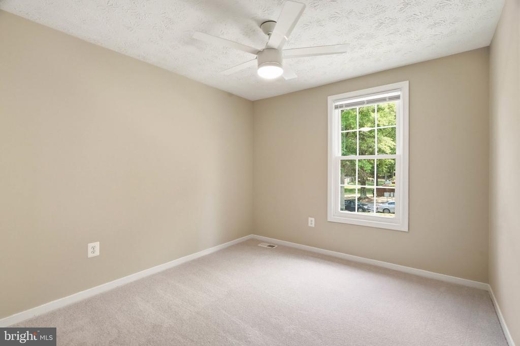 310 SHADY GLEN DRIVE