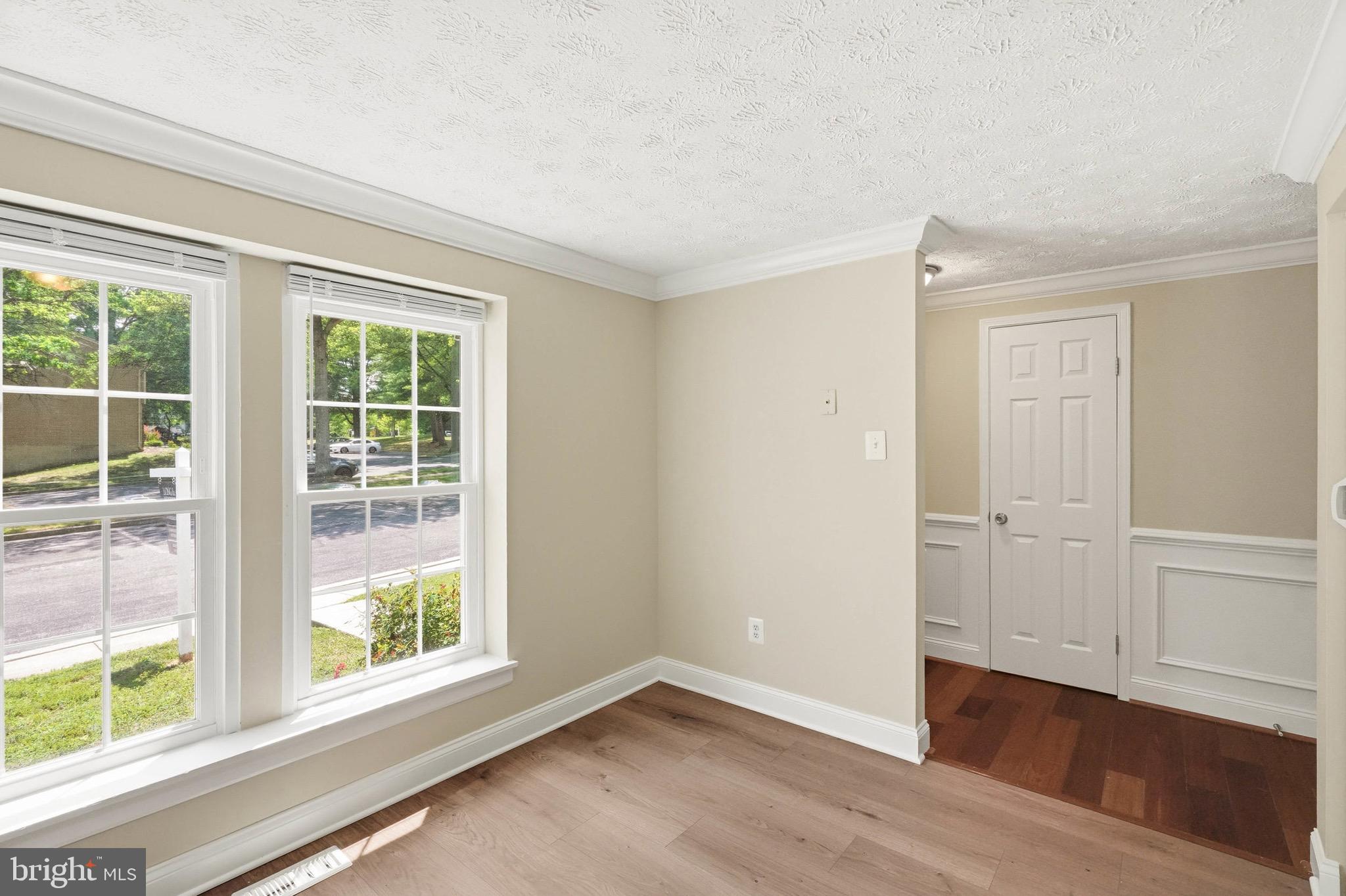310 SHADY GLEN DRIVE