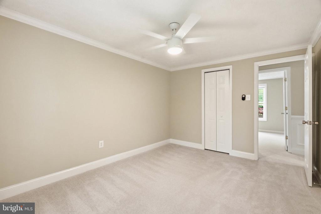 310 SHADY GLEN DRIVE