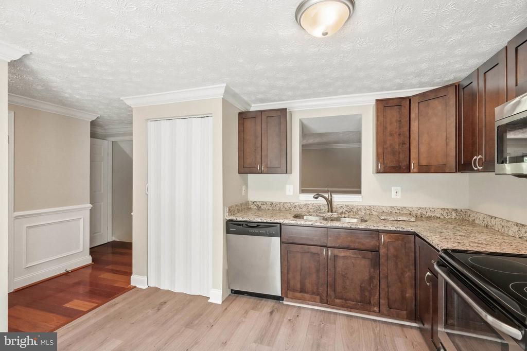 310 SHADY GLEN DRIVE