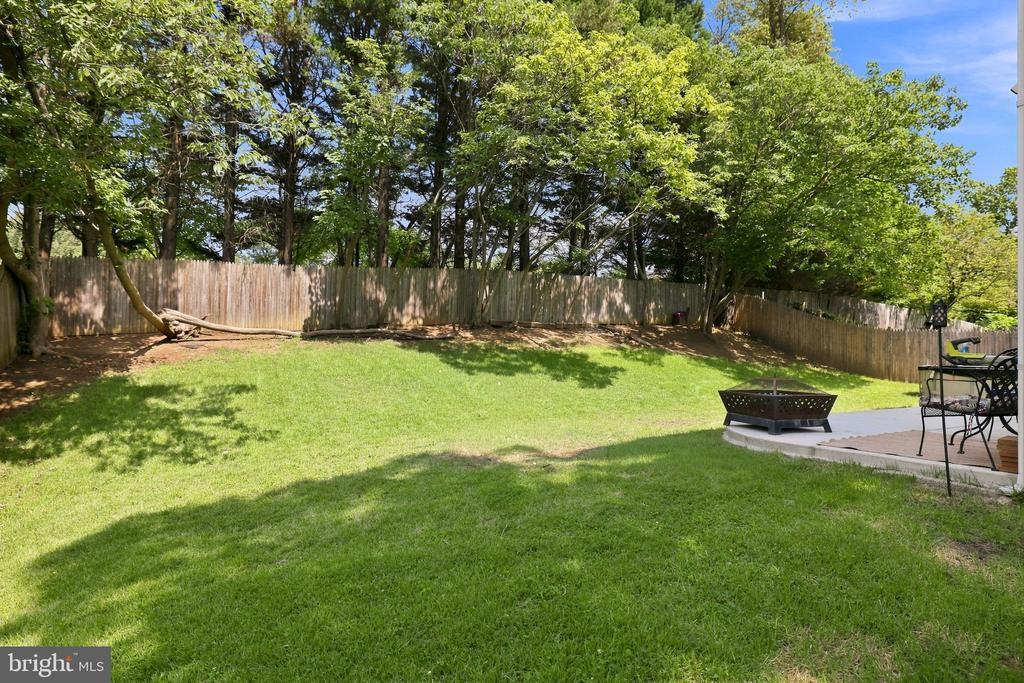 2909 NEEDLEWOOD LANE