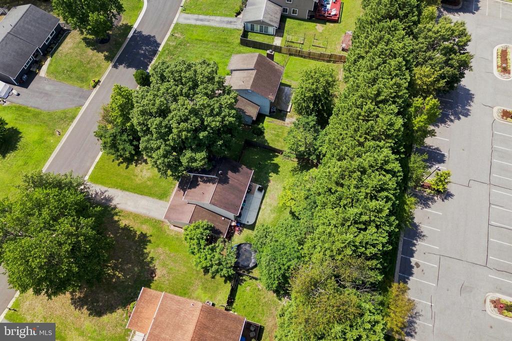 2909 NEEDLEWOOD LANE