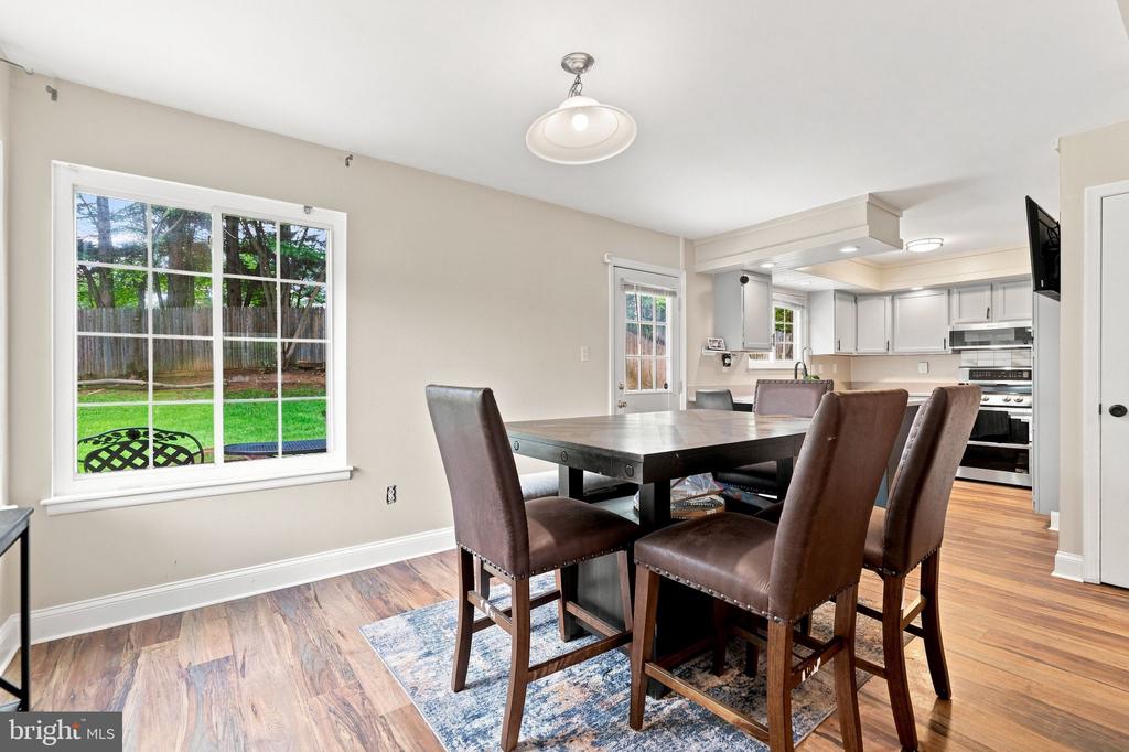 2909 NEEDLEWOOD LANE
