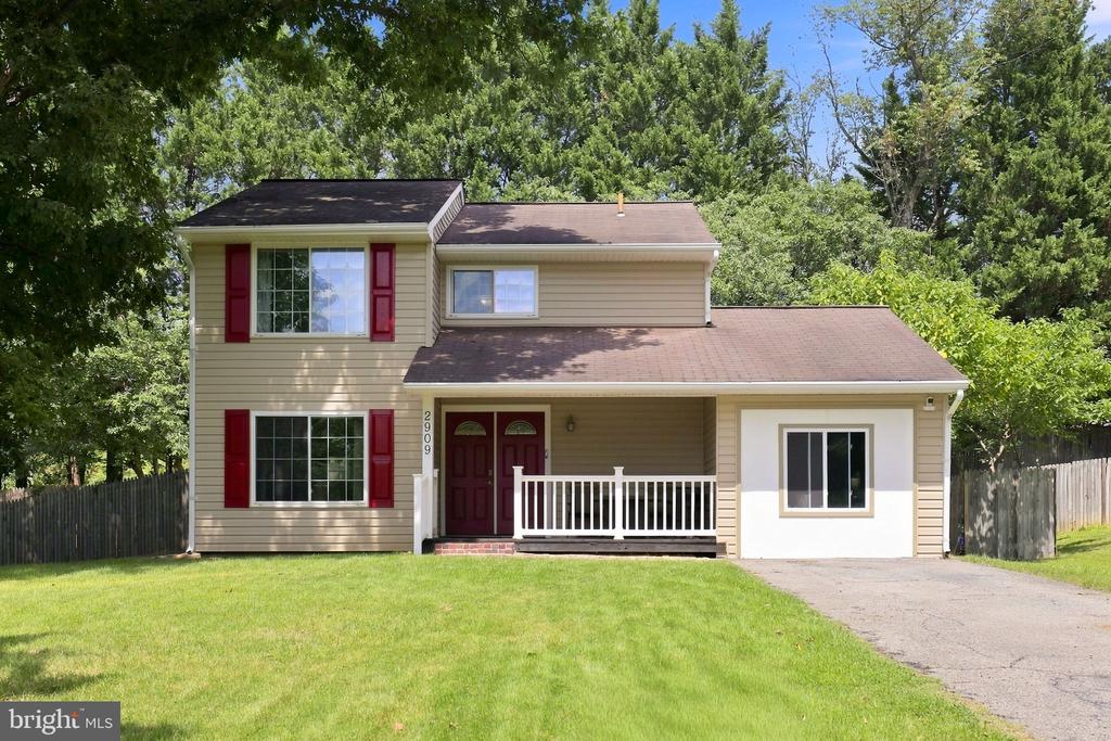 2909 NEEDLEWOOD LANE