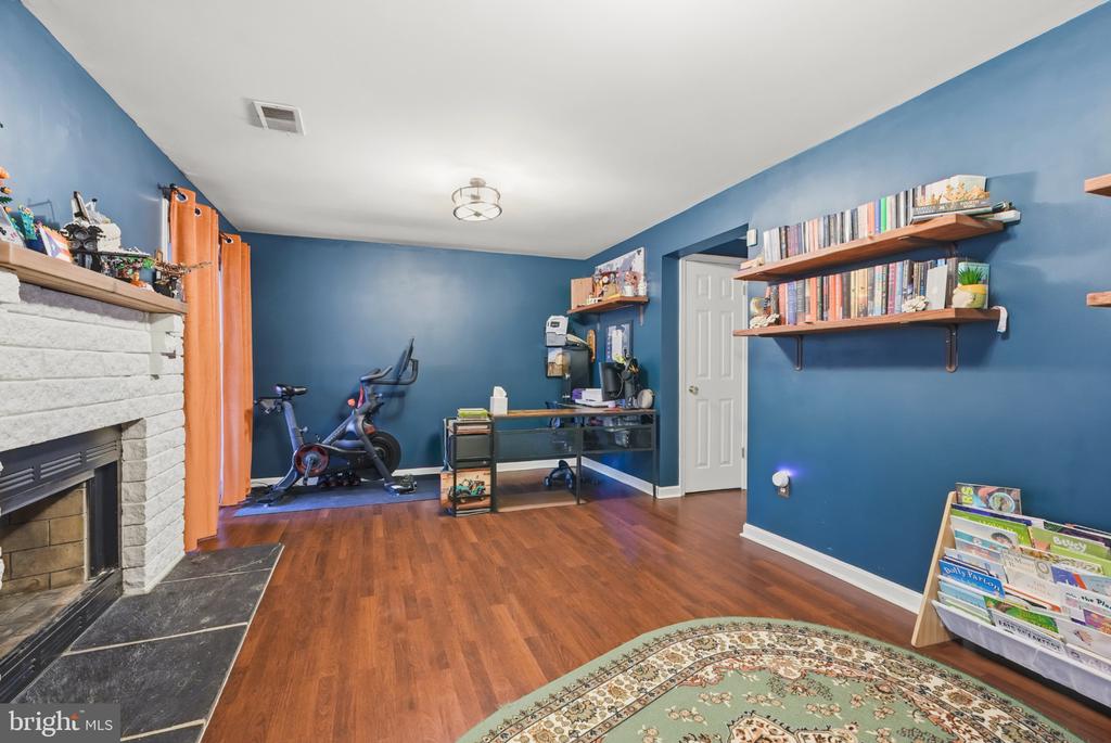 4634 COLONEL FENWICK PLACE Unit: 410