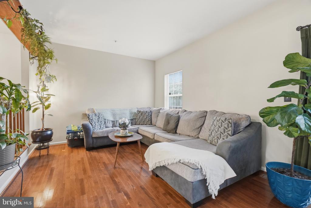 4634 COLONEL FENWICK PLACE Unit: 410
