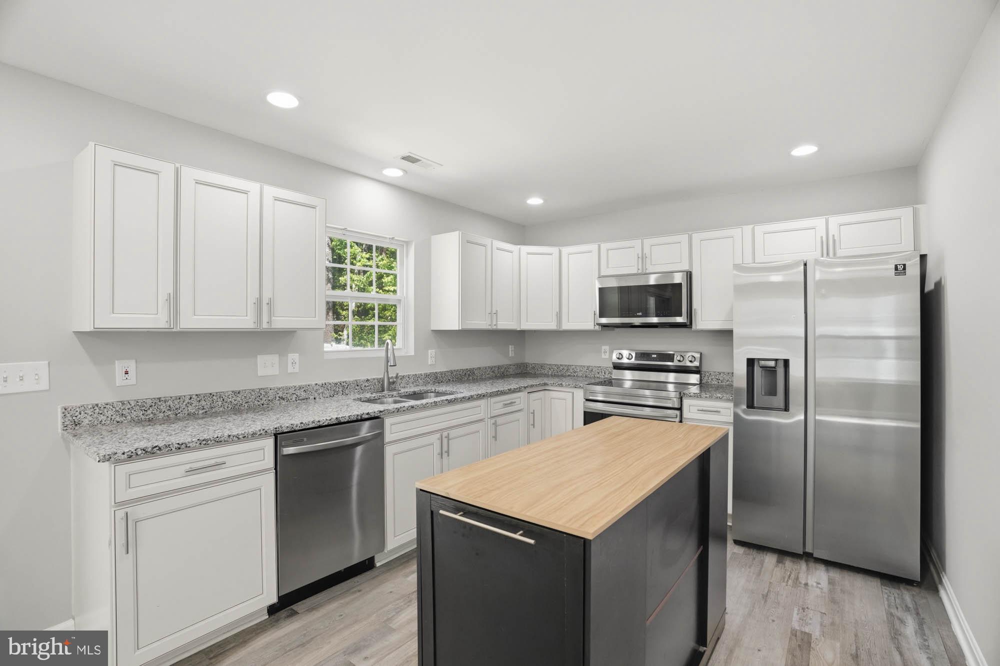283 SHOREWOOD DRIVE