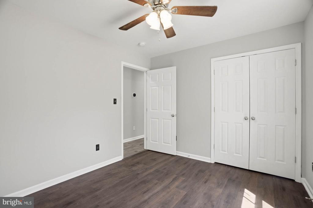 283 SHOREWOOD DRIVE