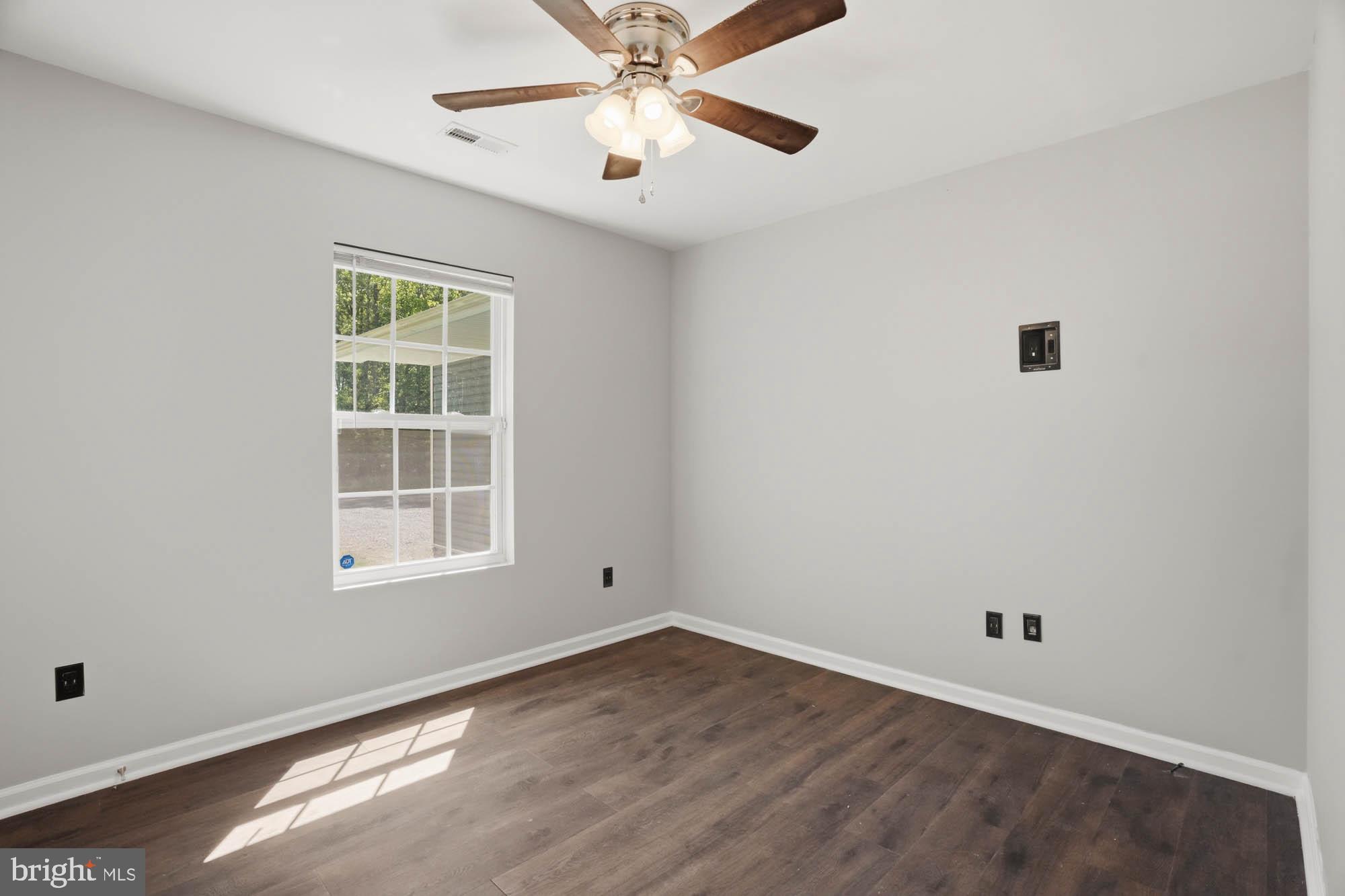 283 SHOREWOOD DRIVE