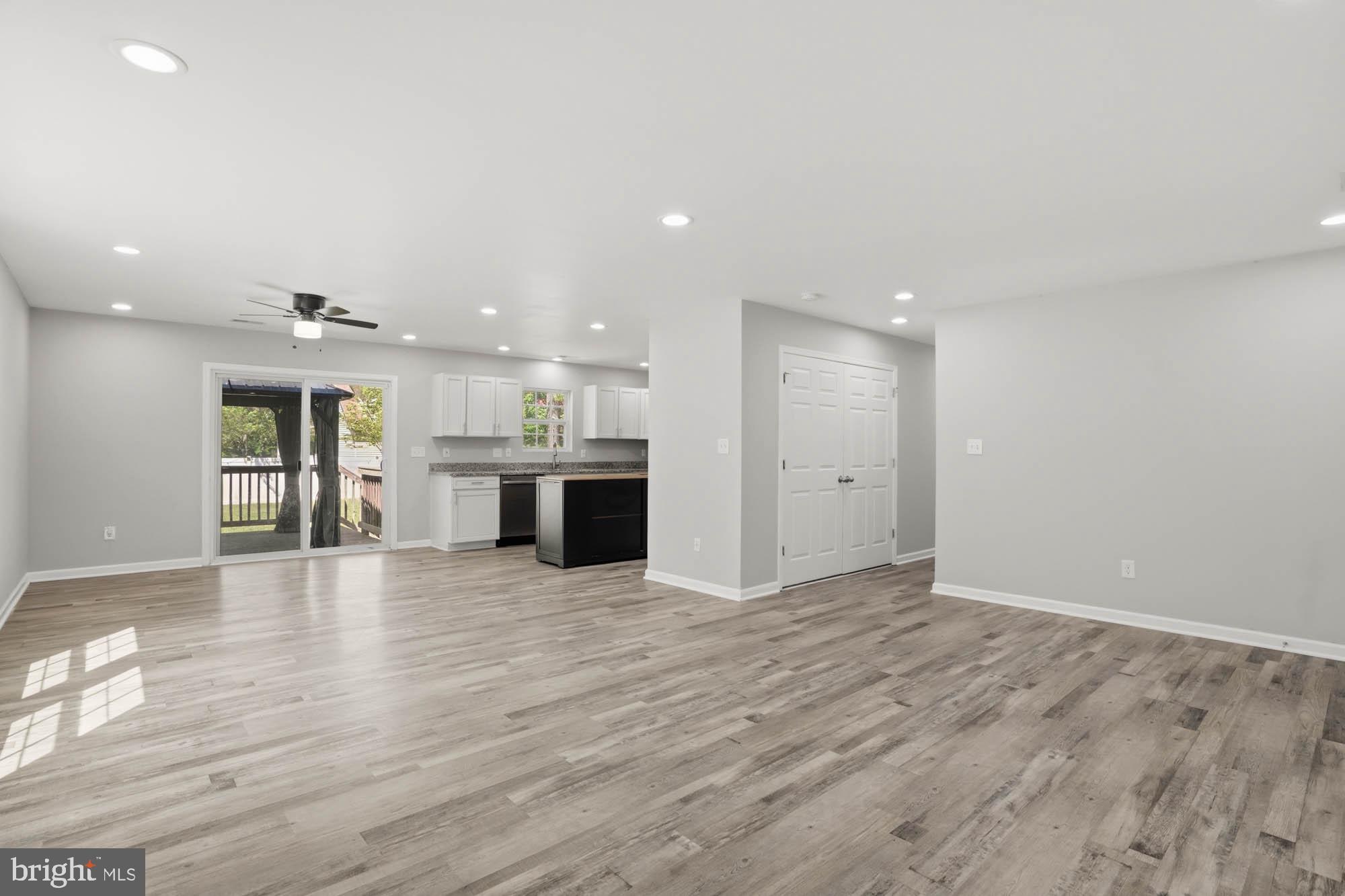 283 SHOREWOOD DRIVE