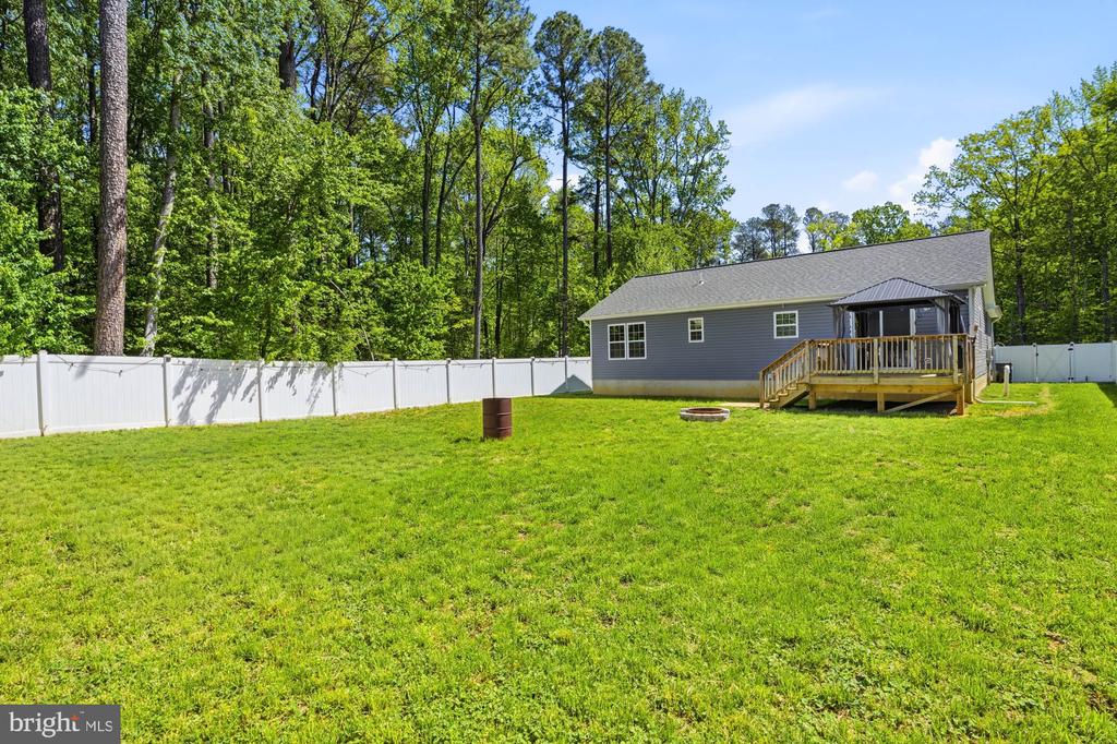 283 SHOREWOOD DRIVE
