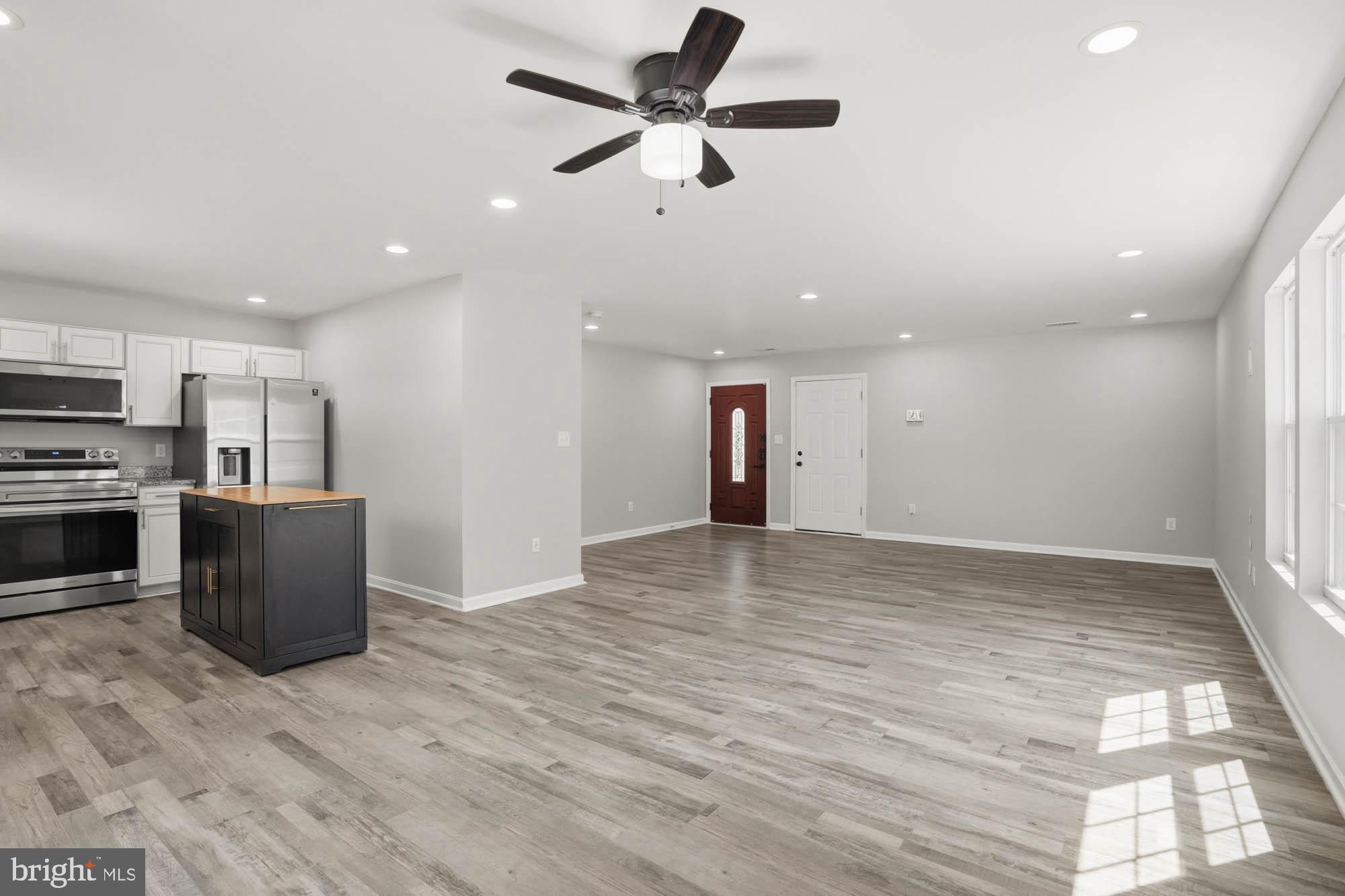 283 SHOREWOOD DRIVE