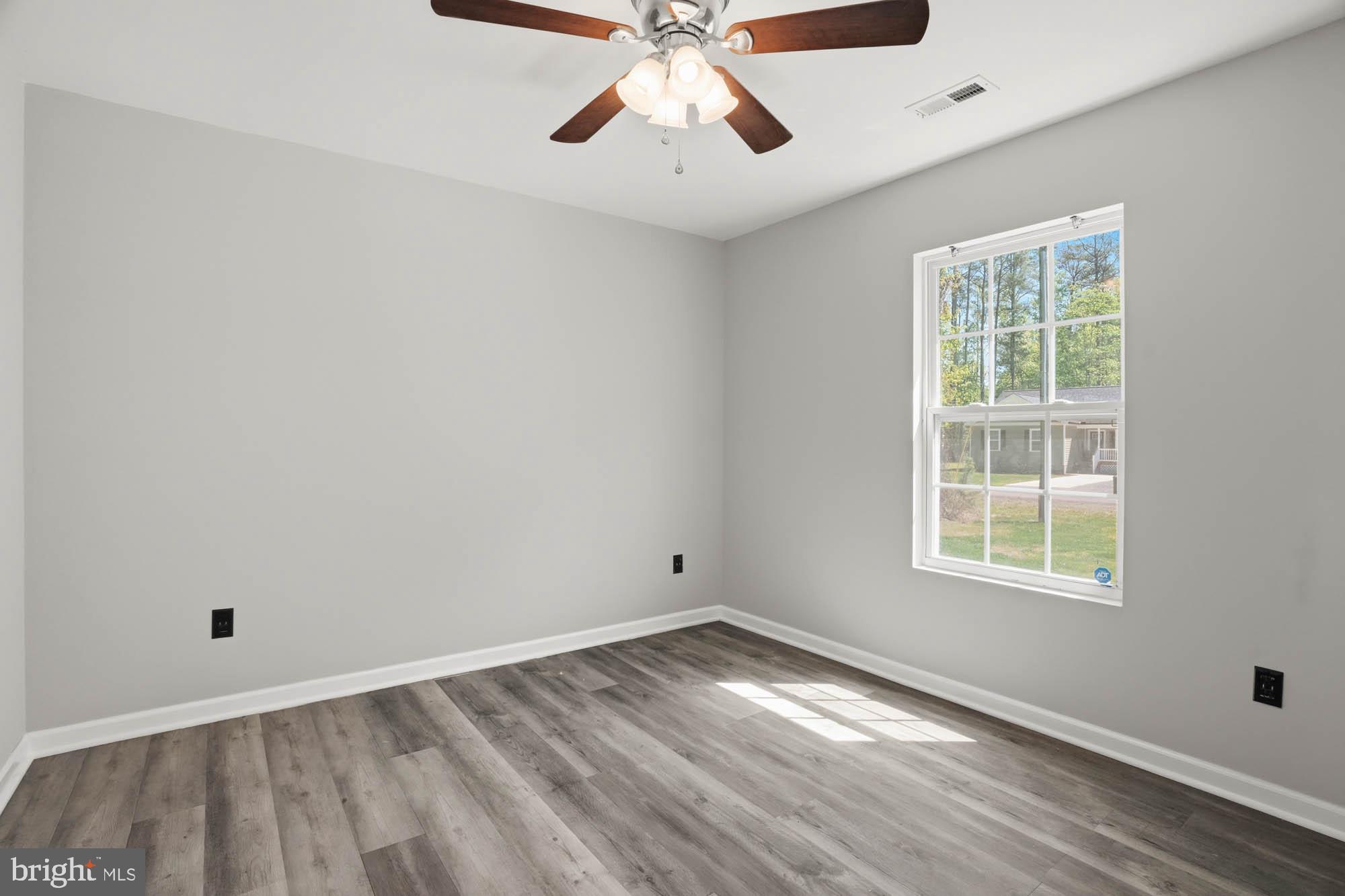 283 SHOREWOOD DRIVE