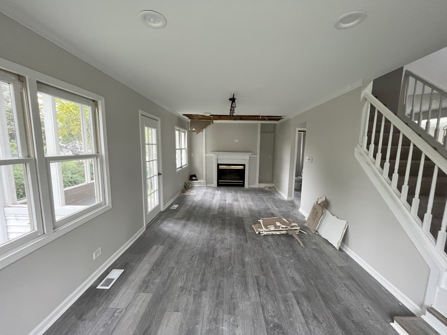 213 E North End Avenue