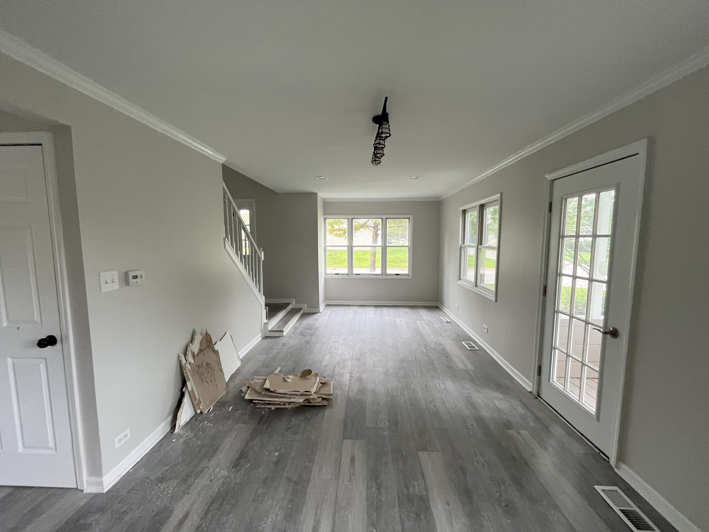 213 E North End Avenue