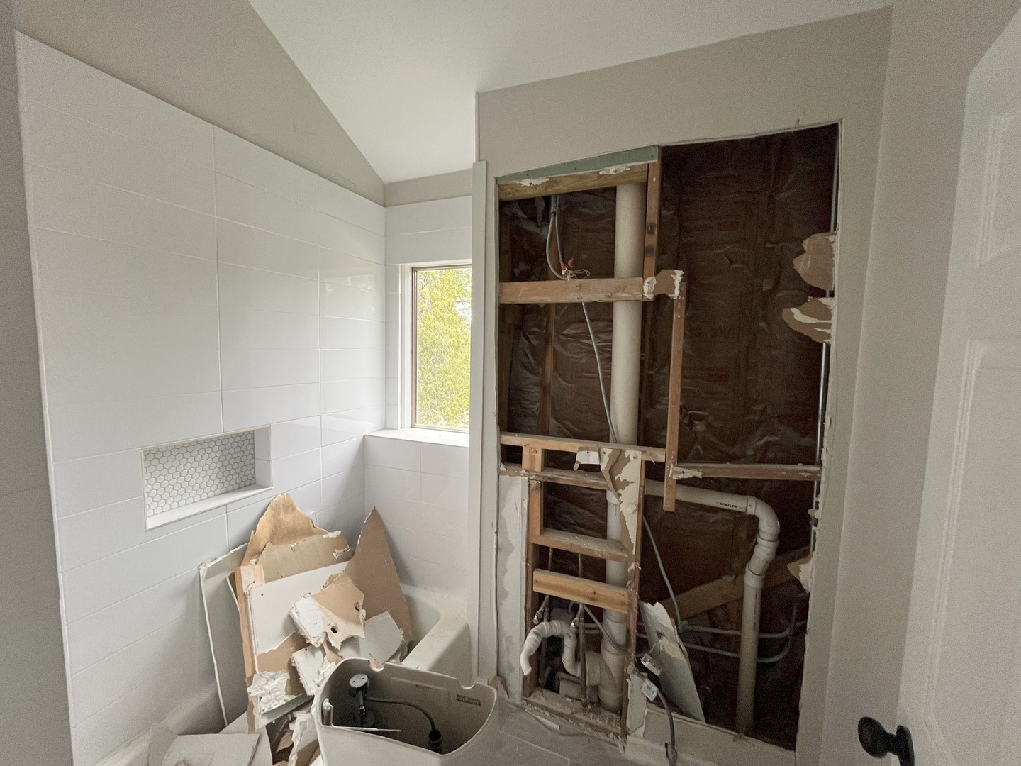 213 E North End Avenue