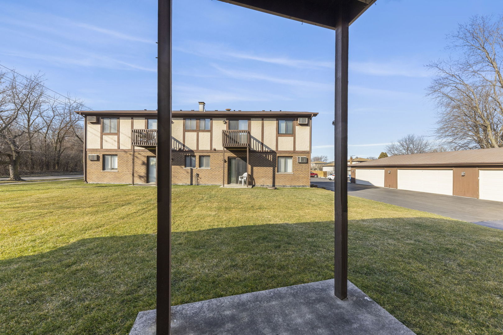 4564 W 131st Street Unit: 1N