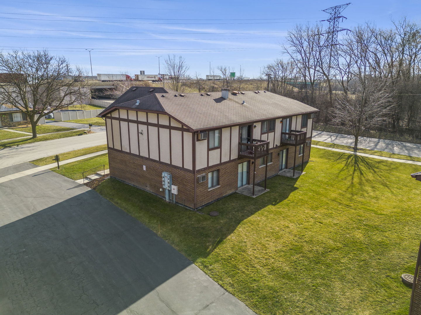 4564 W 131st Street Unit: 1N