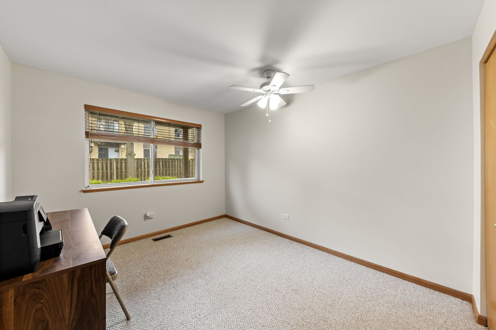 1173 Hawthorne Lane