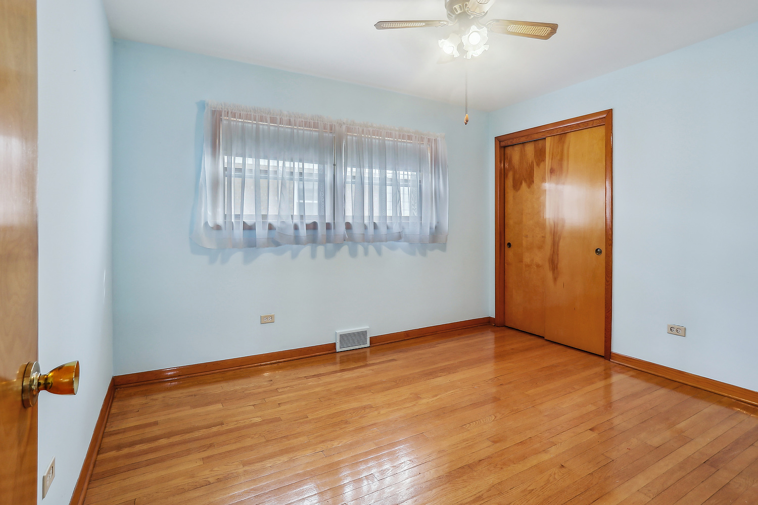 7355 W 58TH Place
