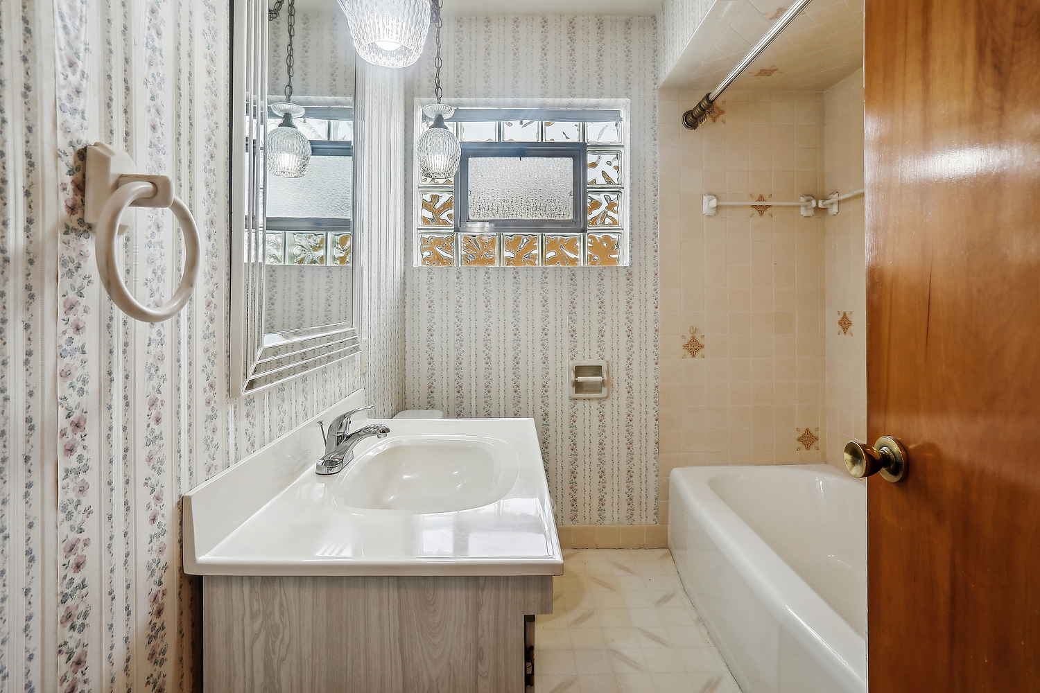 7355 W 58TH Place