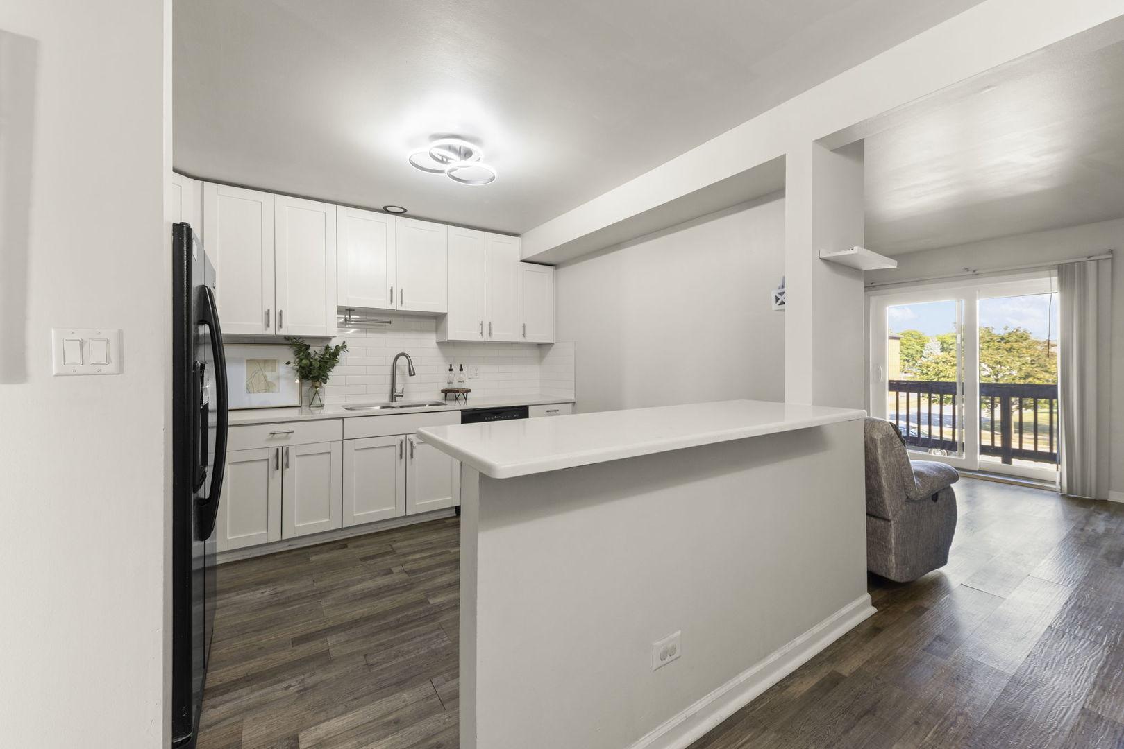 1002 Spruce Street Unit: 2B