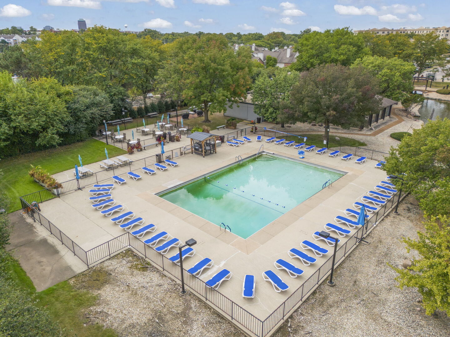 2005 S Finley Road Unit: 901