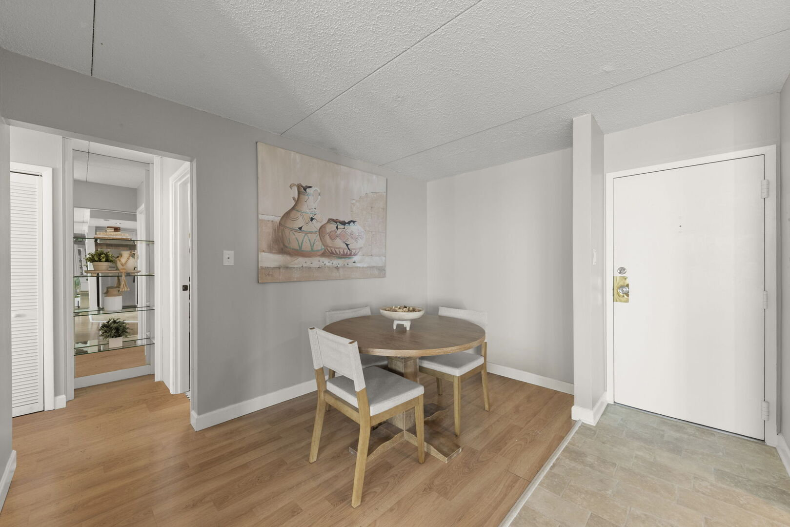 2005 S Finley Road Unit: 901