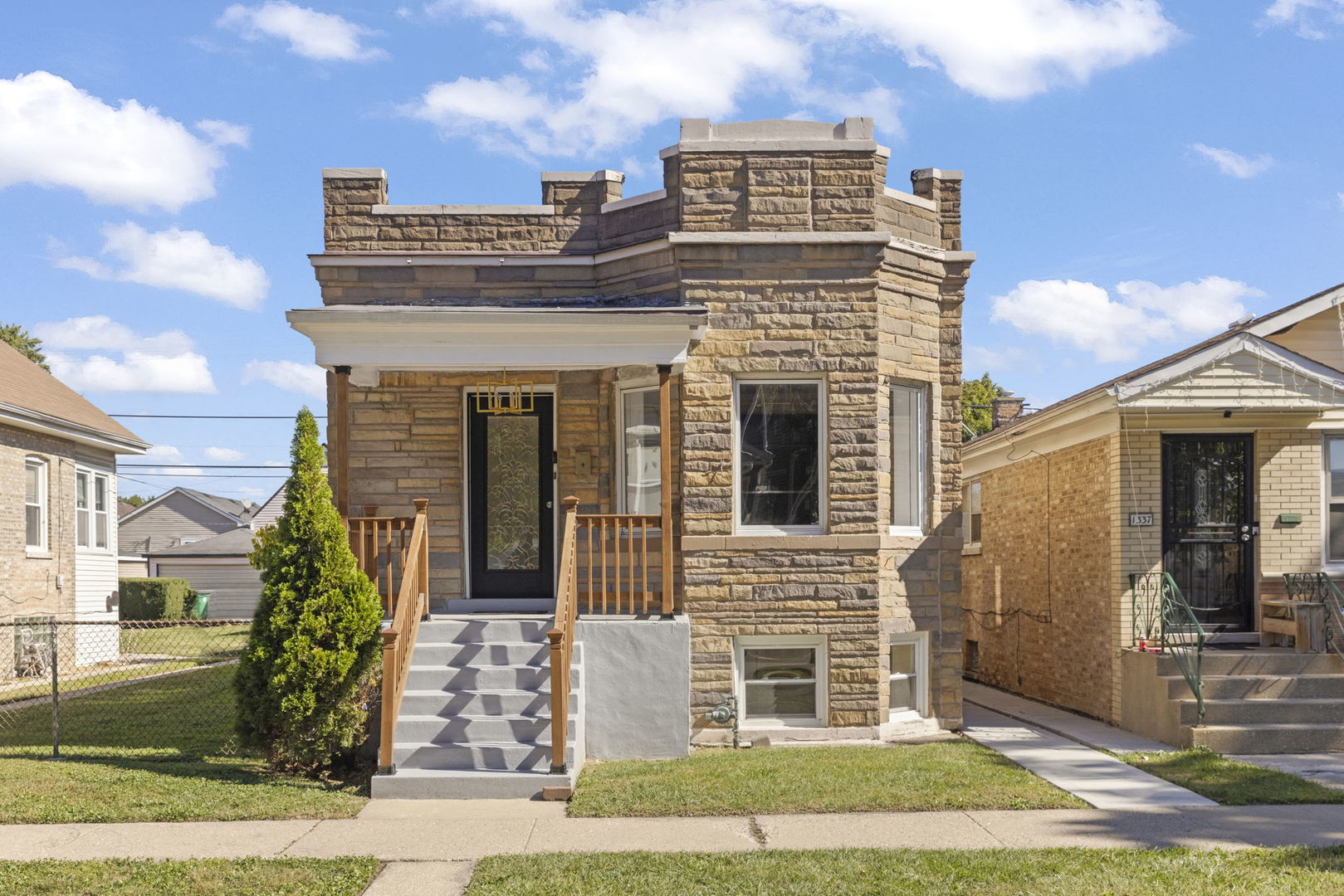1335 Wesley Avenue