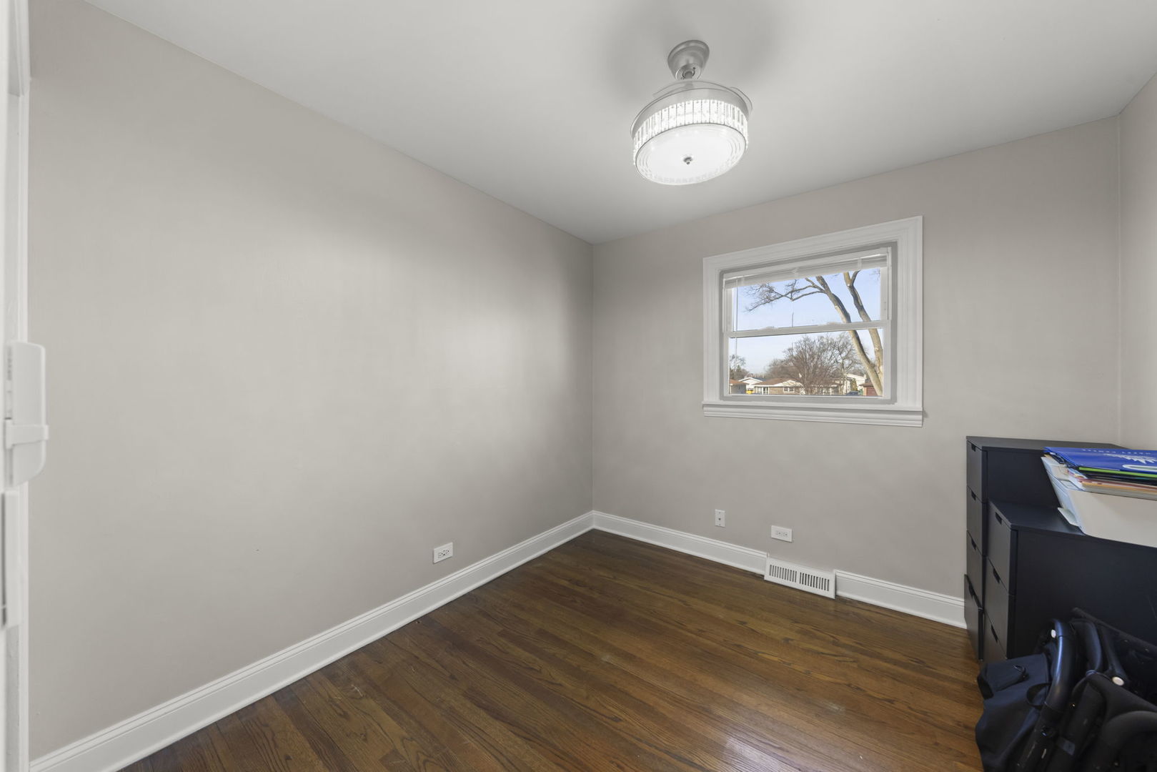 665 W Lake Manor Drive