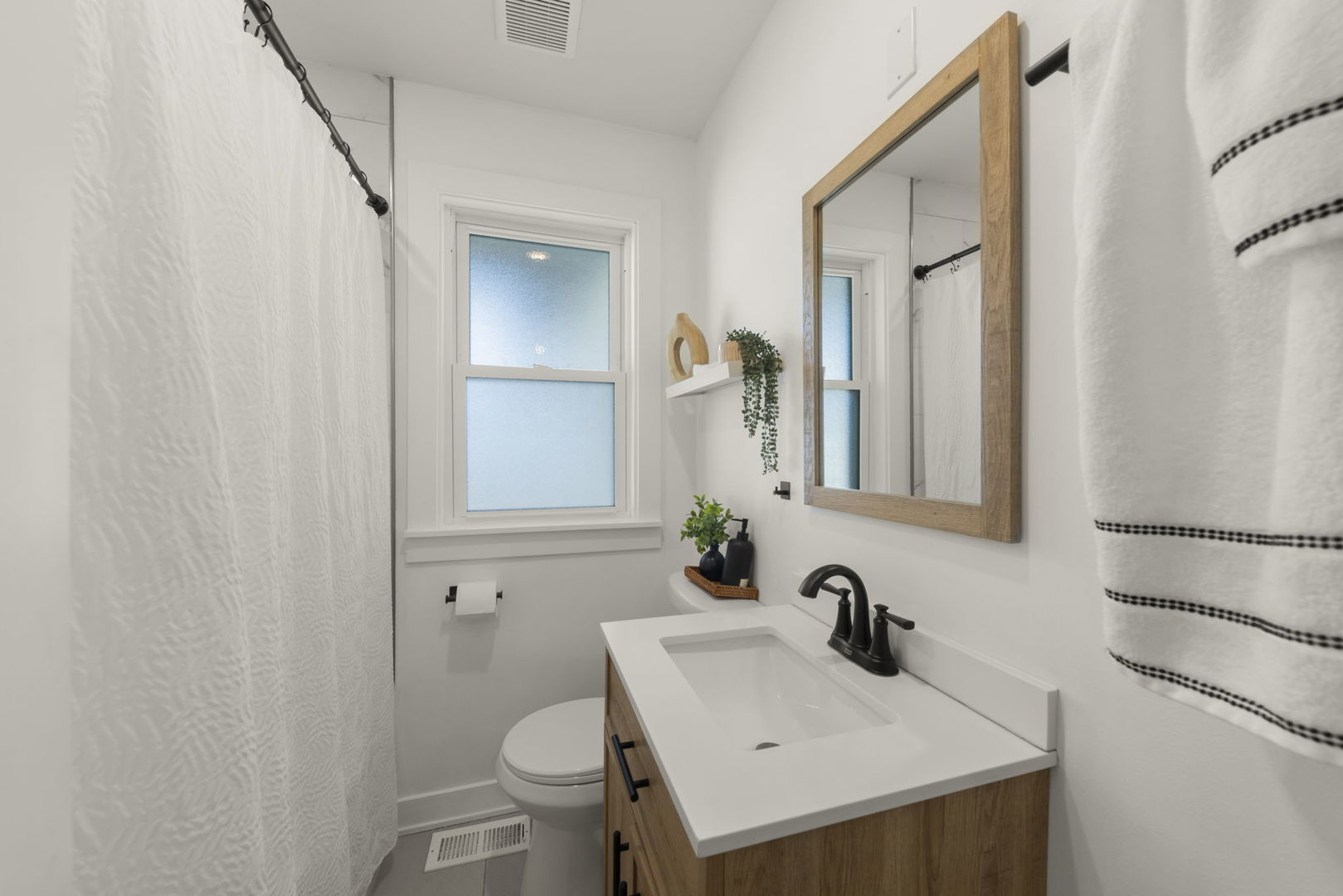 9525 Parkside Avenue