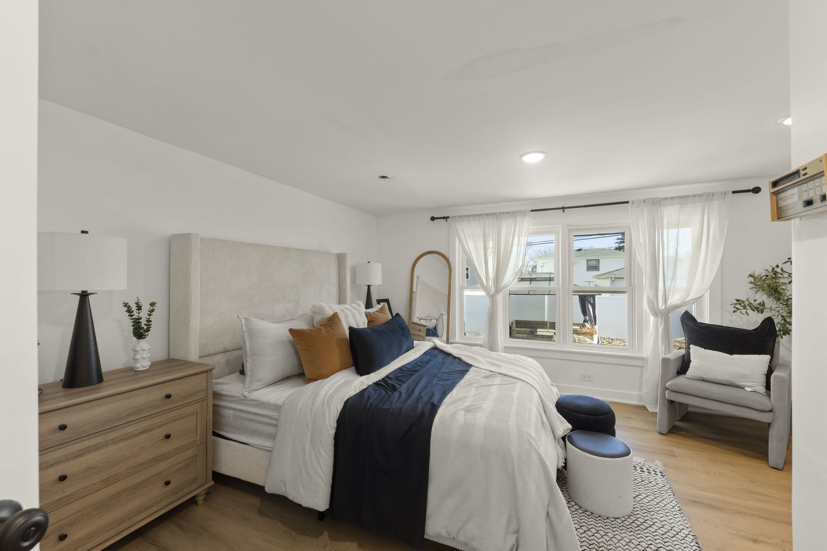 9525 Parkside Avenue