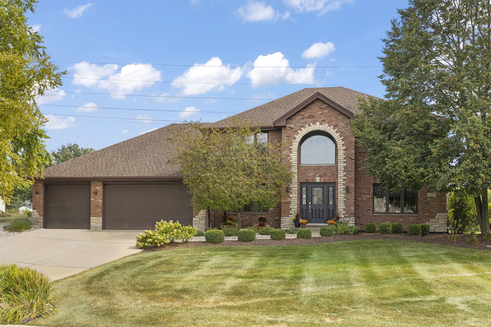 16105 Ridgewood Drive